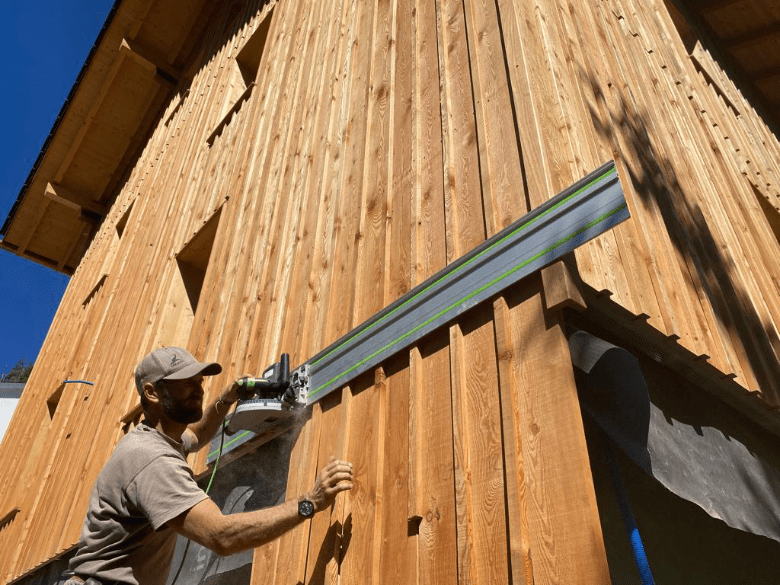 Christian beim Fassadenbau