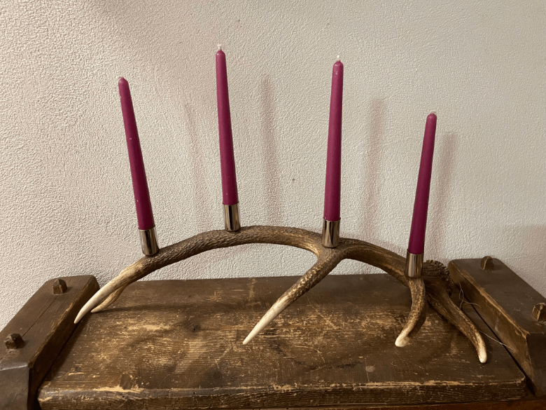 Kerzenständer aus Hirsch-Geweih